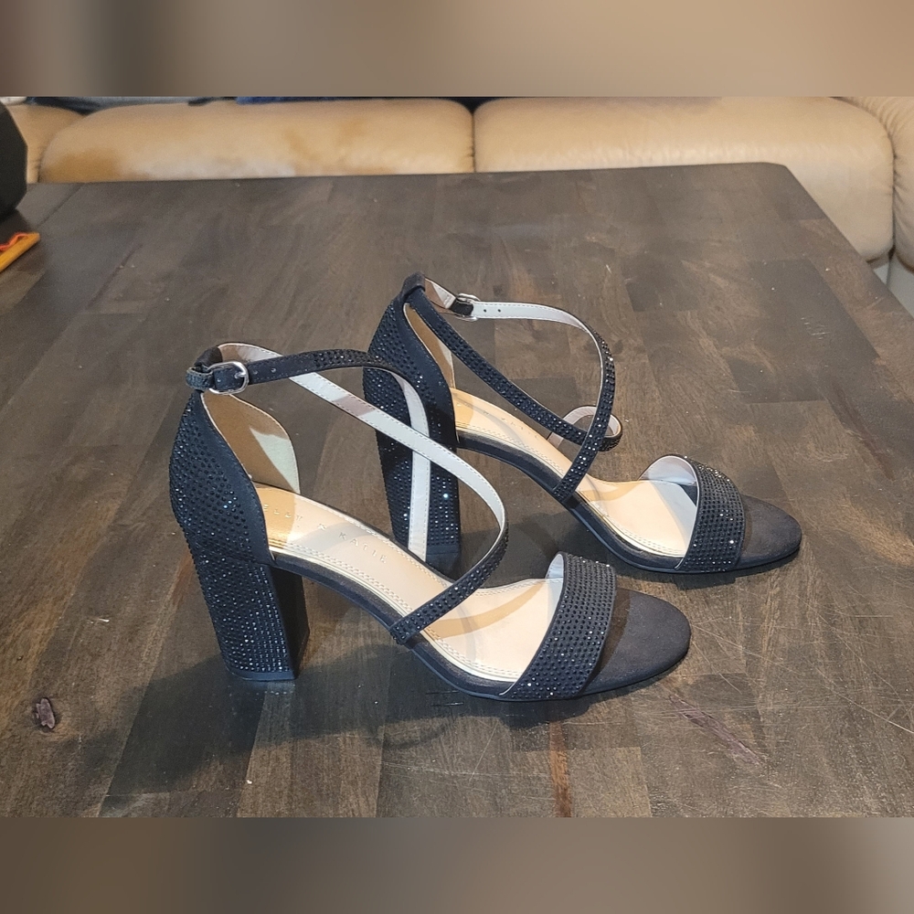 Kelly & Katie Black Women's Sandals - Picture 2 of 7